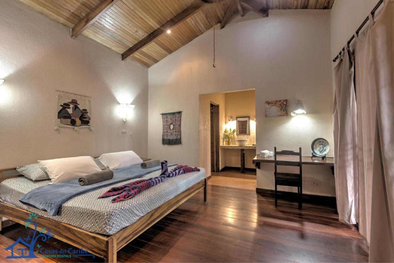 Casa Koda Beach Front Коклес Екстериор снимка